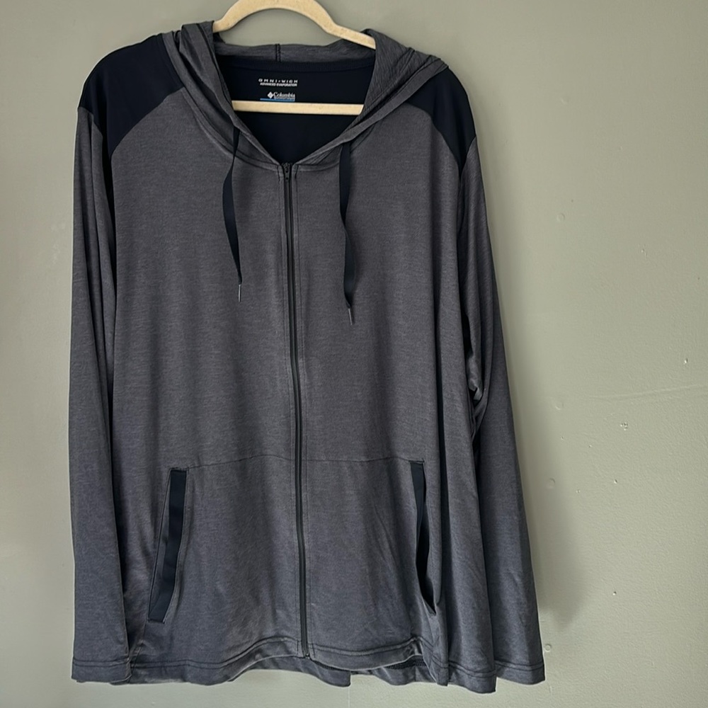 Columbia thin jacket